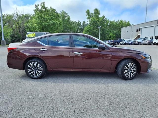 Certified 2024 Nissan Altima SV with VIN 1N4BL4DW6RN409258 for sale in Clarksville, TN