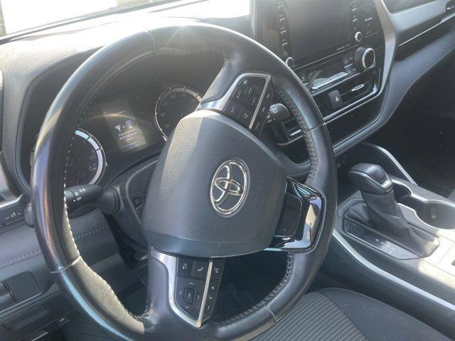 2020 Toyota Highlander Vehicle Photo in Philadelphia, PA 19116