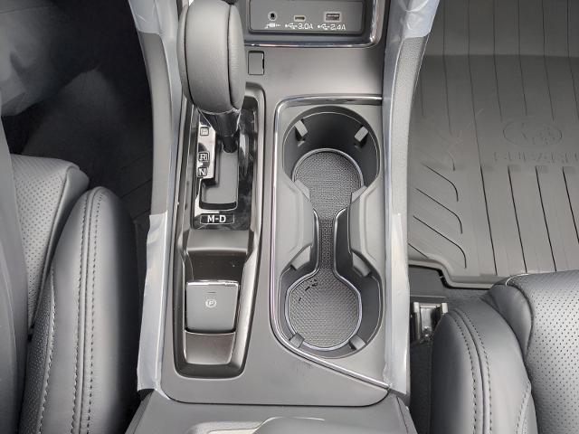 2025 Subaru Ascent Vehicle Photo in Green Bay, WI 54304