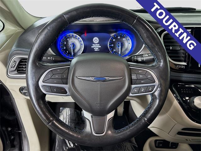 2021 Chrysler Pacifica Vehicle Photo in Puyallup, WA 98371