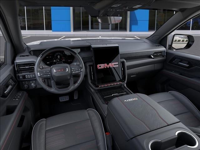 2025 GMC Yukon Vehicle Photo in ROXBORO, NC 27573-6143