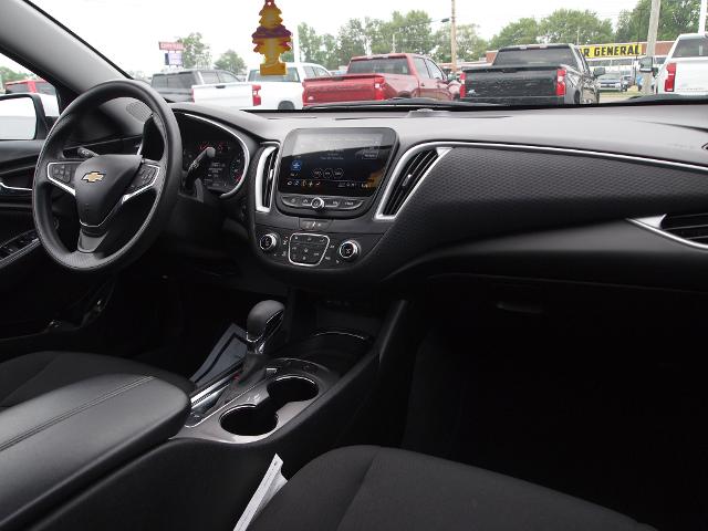 2024 Chevrolet Malibu Vehicle Photo in MADISON, IN 47250-1611