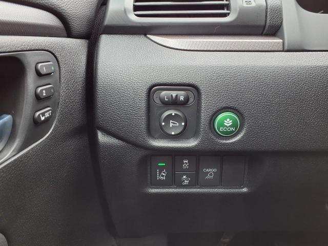 2025 Honda Ridgeline Vehicle Photo in Oshkosh, WI 54904