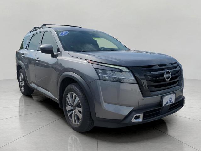 2022 Nissan Pathfinder Vehicle Photo in Green Bay, WI 54304