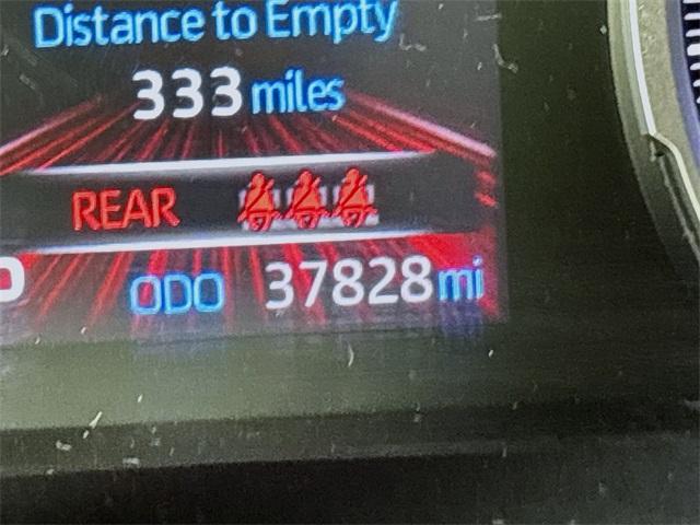 2020 Toyota RAV4 Vehicle Photo in Puyallup, WA 98371
