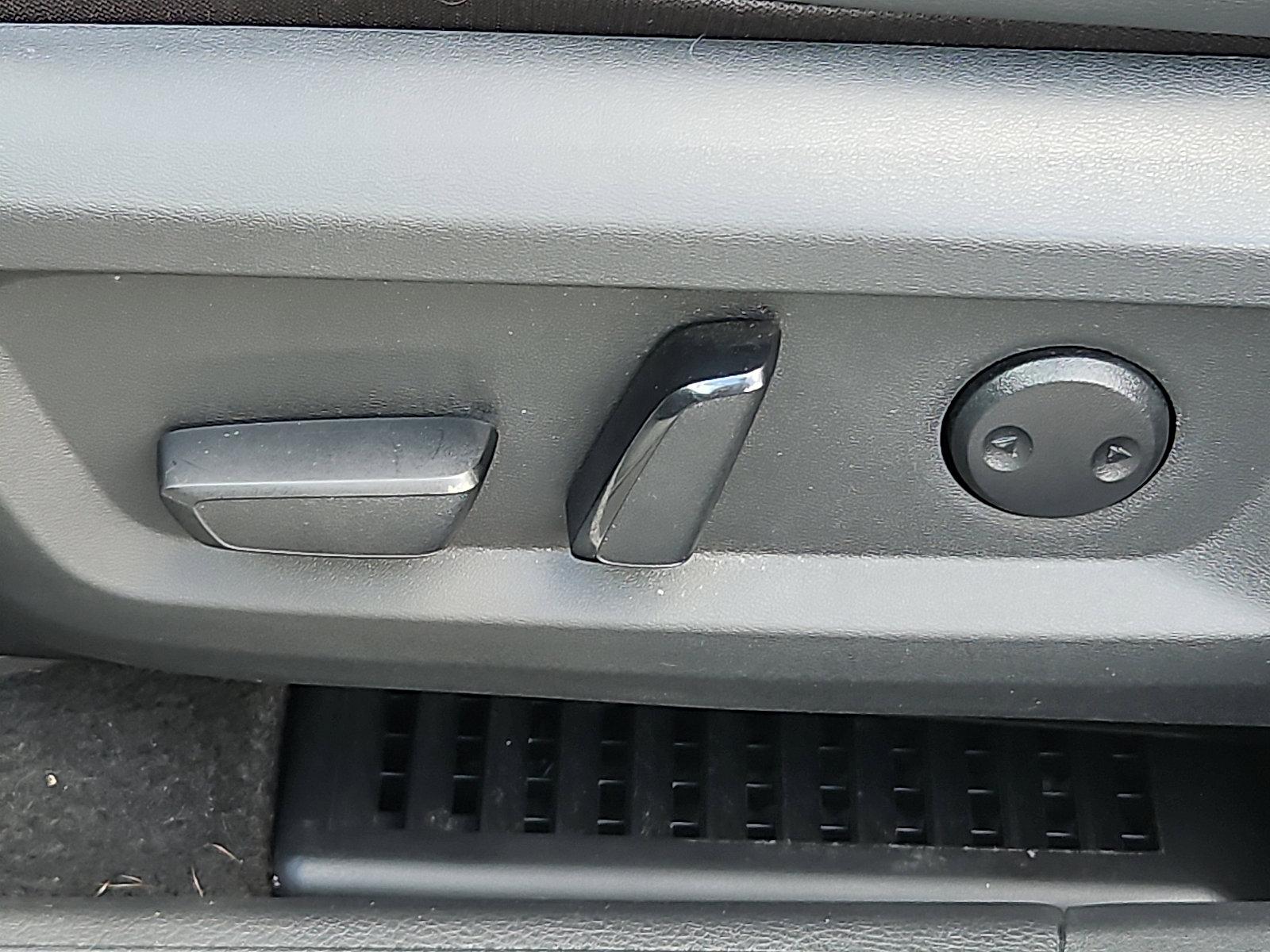 2023 Nissan Rogue Vehicle Photo in Jenkintown, PA 19046