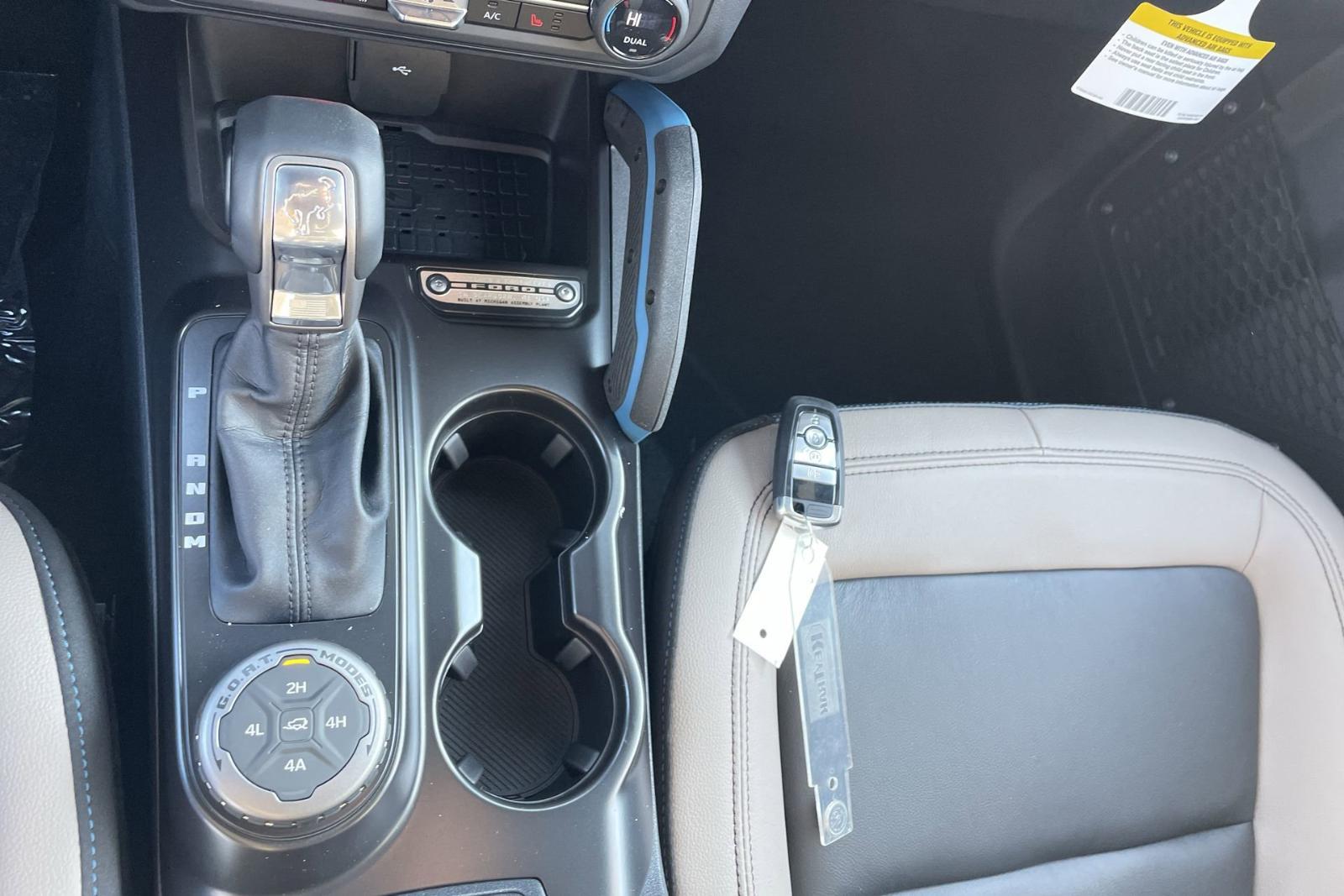 2024 Ford Bronco Vehicle Photo in Belle Vernon, PA 15012