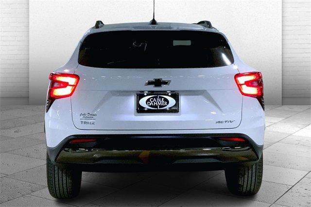 2025 Chevrolet Trax Vehicle Photo in KANSAS CITY, MO 64114-4502