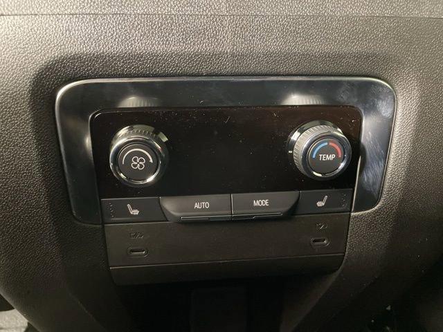 2025 Chevrolet Suburban Vehicle Photo in PHOENIX, AZ 85014-3381