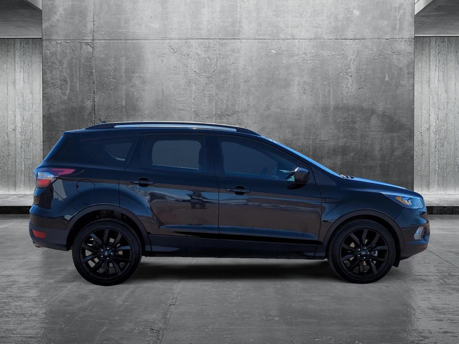 2018 Ford Escape Vehicle Photo in Memphis, TN 38115