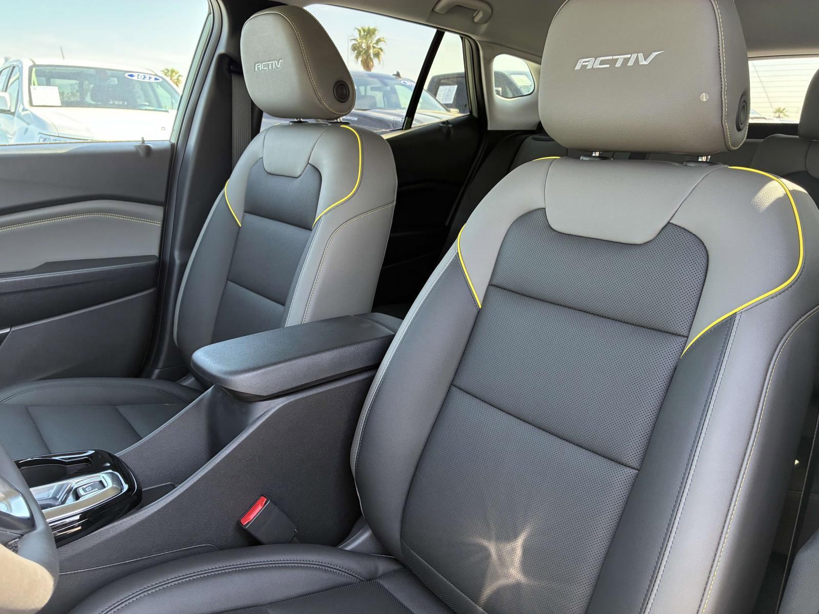2025 Chevrolet Trax Vehicle Photo in LOS ANGELES, CA 90007-3794