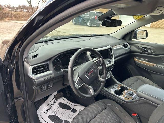2023 GMC Acadia Vehicle Photo in MEDINA, OH 44256-9631