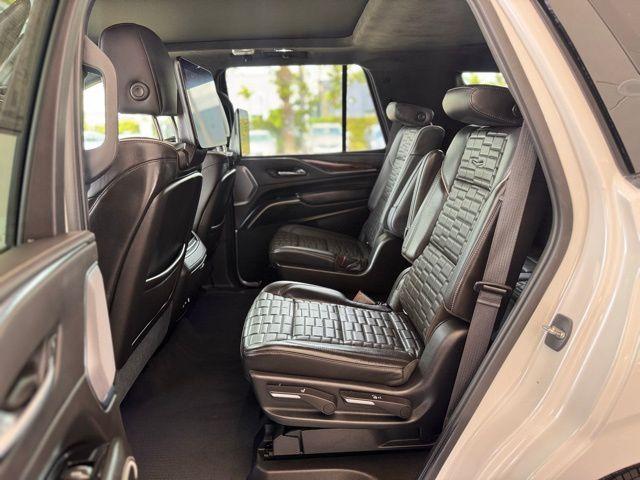 2021 Cadillac Escalade Vehicle Photo in DELRAY BEACH, FL 33483-3294