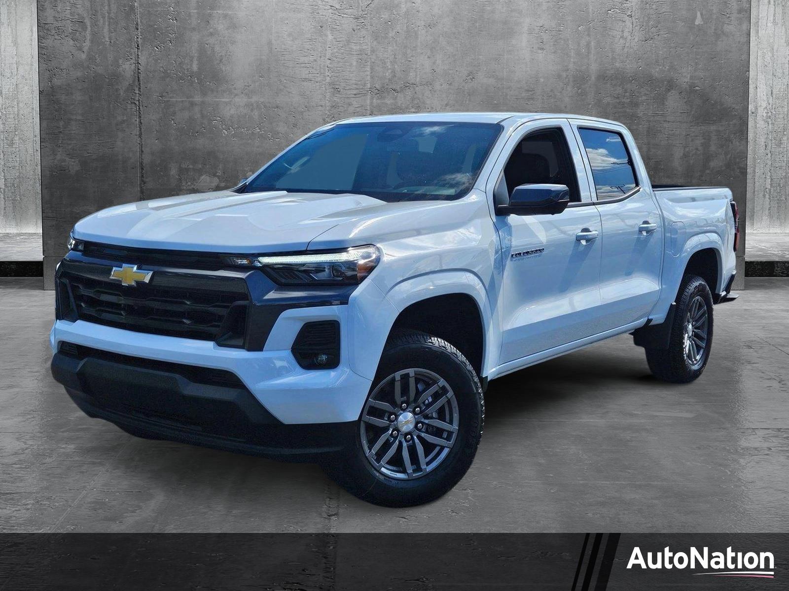 2025 Chevrolet Colorado Vehicle Photo in GREENACRES, FL 33463-3207