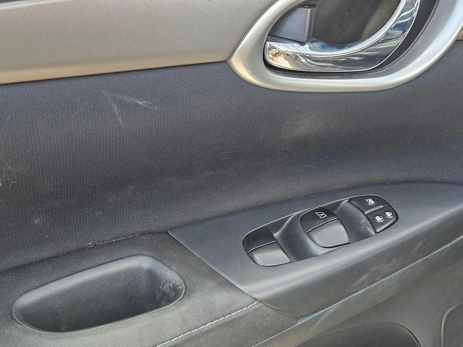 2015 Nissan Sentra Vehicle Photo in GREENACRES, FL 33463-3207