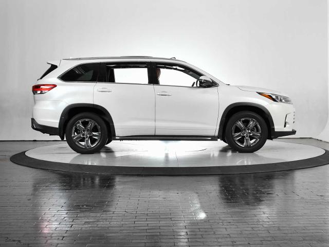 2018 Toyota Highlander Vehicle Photo in DALLAS, TX 75235