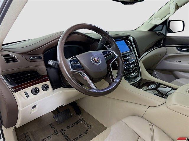 2015 Cadillac Escalade Vehicle Photo in PUYALLUP, WA 98371-4149