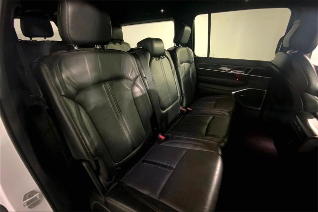 2022 Jeep Wagoneer Vehicle Photo in Kansas City, MO 64114