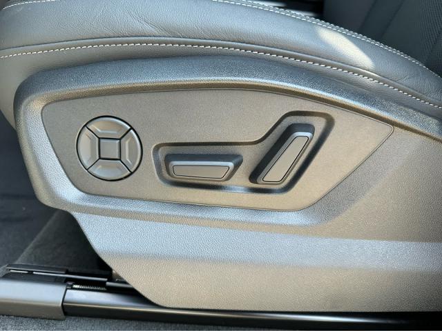 2025 Audi Q7 Vehicle Photo in HOUSTON, TX 77090