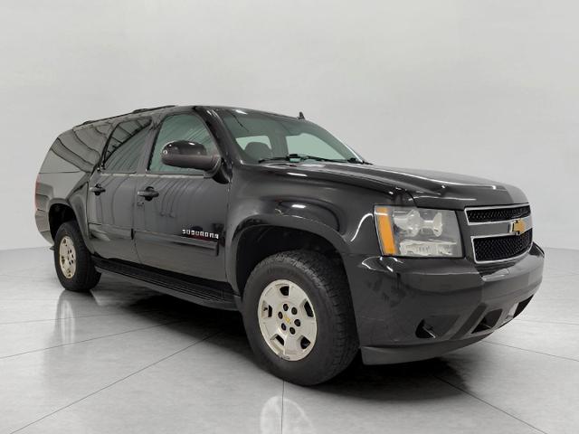 2014 Chevrolet Suburban Vehicle Photo in Oshkosh, WI 54904