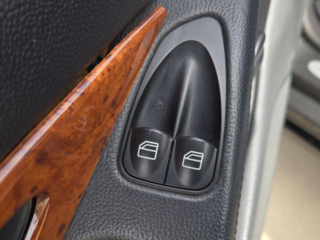 2003 Mercedes-Benz SL-Class Vehicle Photo in Weatherford, TX 76087