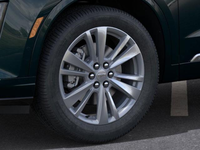 2025 Cadillac XT6 Vehicle Photo in GREEN BAY, WI 54303-3330