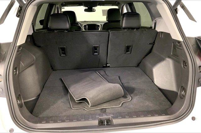 2024 GMC Terrain Vehicle Photo in KANSAS CITY, MO 64114-4502