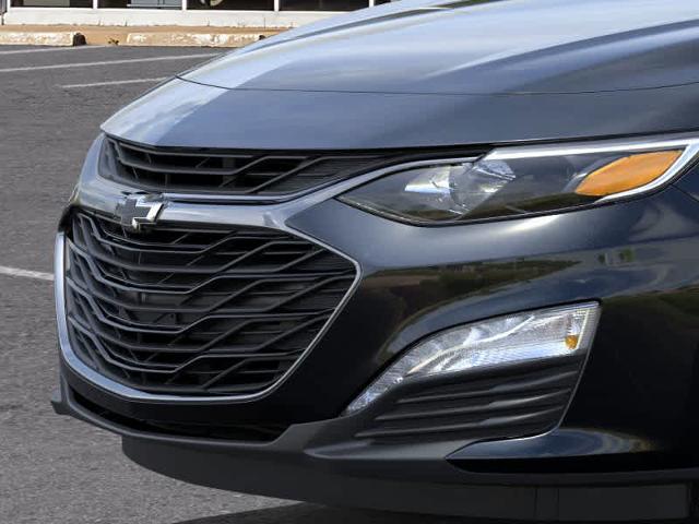 2025 Chevrolet Malibu Vehicle Photo in MOON TOWNSHIP, PA 15108-2571