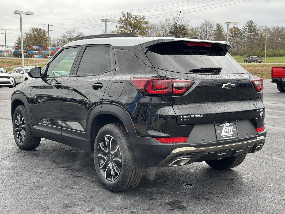 2025 Chevrolet Trailblazer Vehicle Photo in BOONVILLE, IN 47601-9633