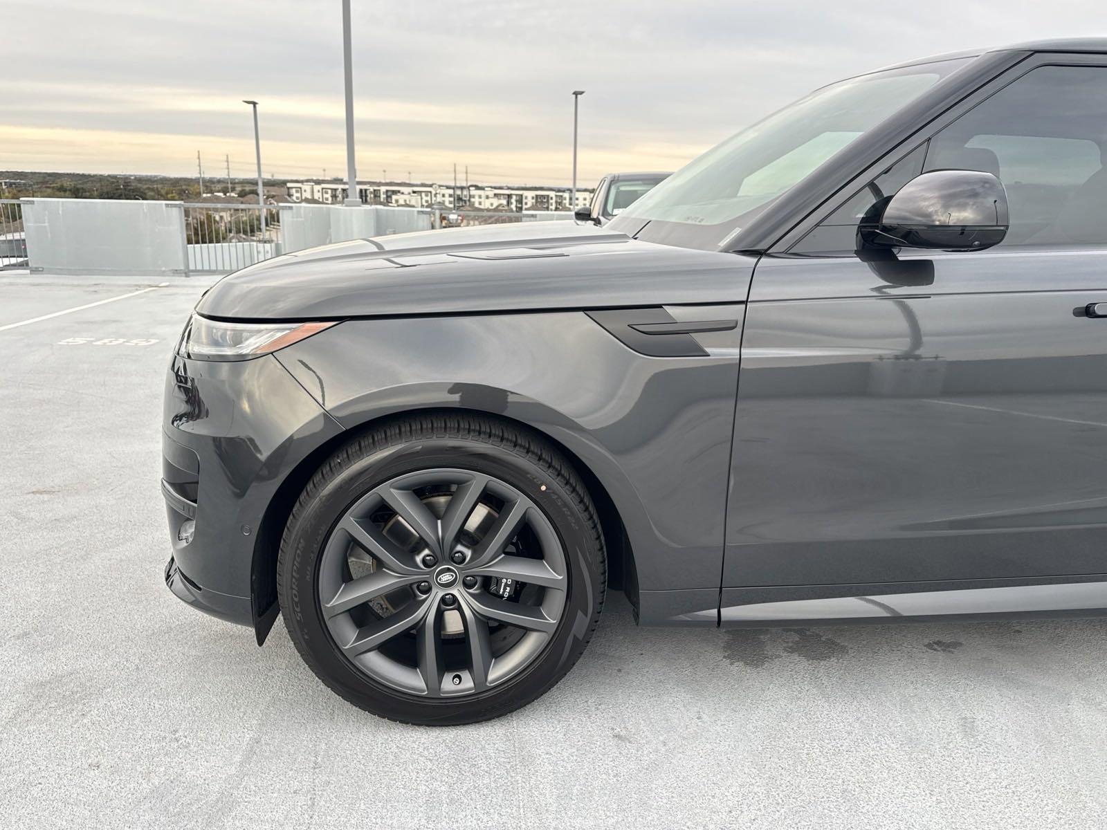 2025 Range Rover Sport Vehicle Photo in AUSTIN, TX 78717