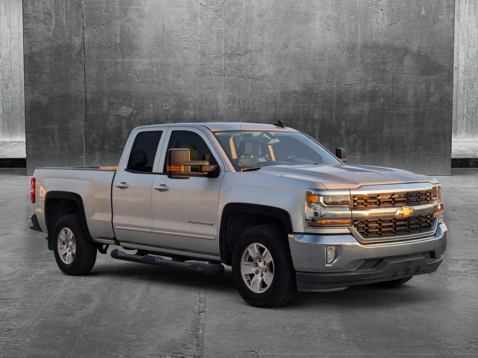 2017 Chevrolet Silverado 1500 Vehicle Photo in St. Petersburg, FL 33713