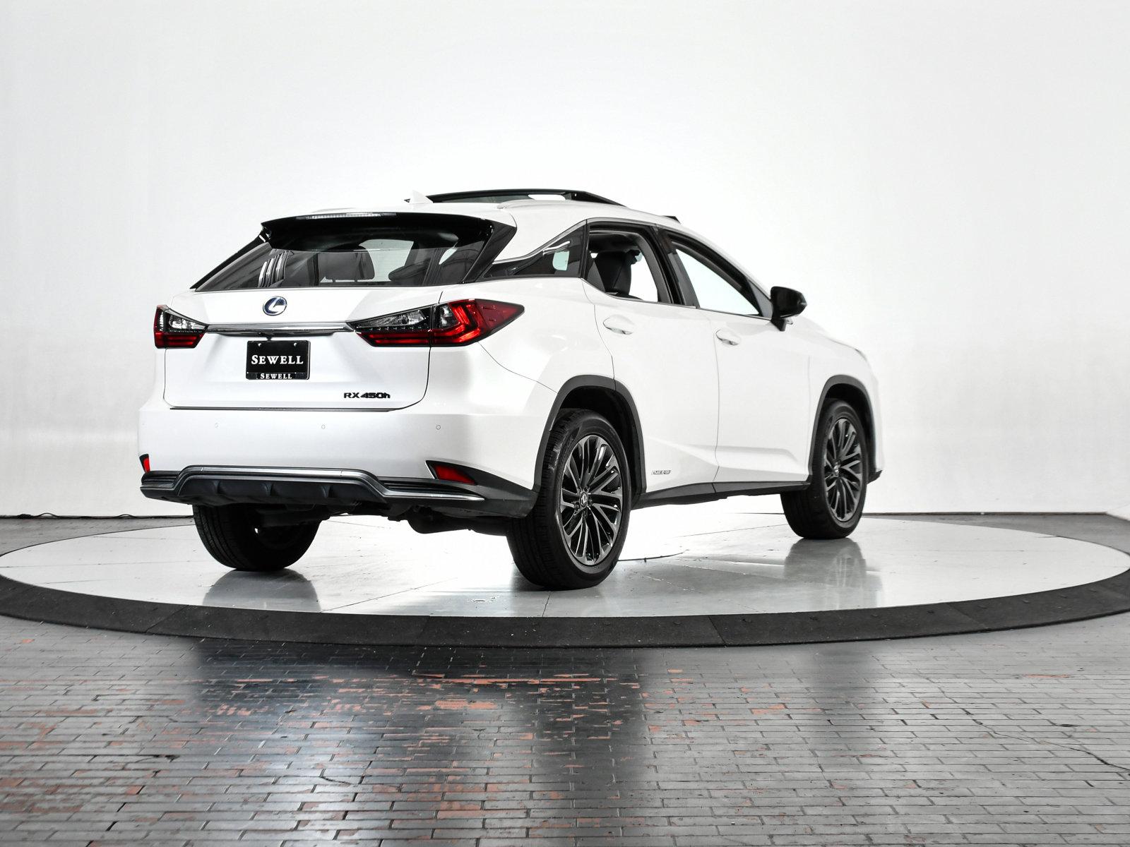 2022 Lexus RX 450h Vehicle Photo in DALLAS, TX 75235