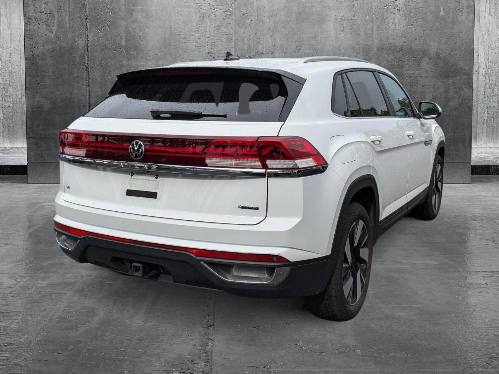 2024 Volkswagen Atlas Cross Sport Vehicle Photo in Miami, FL 33015