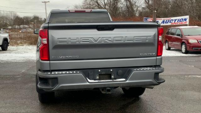 2020 Chevrolet Silverado 1500 Vehicle Photo in MOON TOWNSHIP, PA 15108-2571