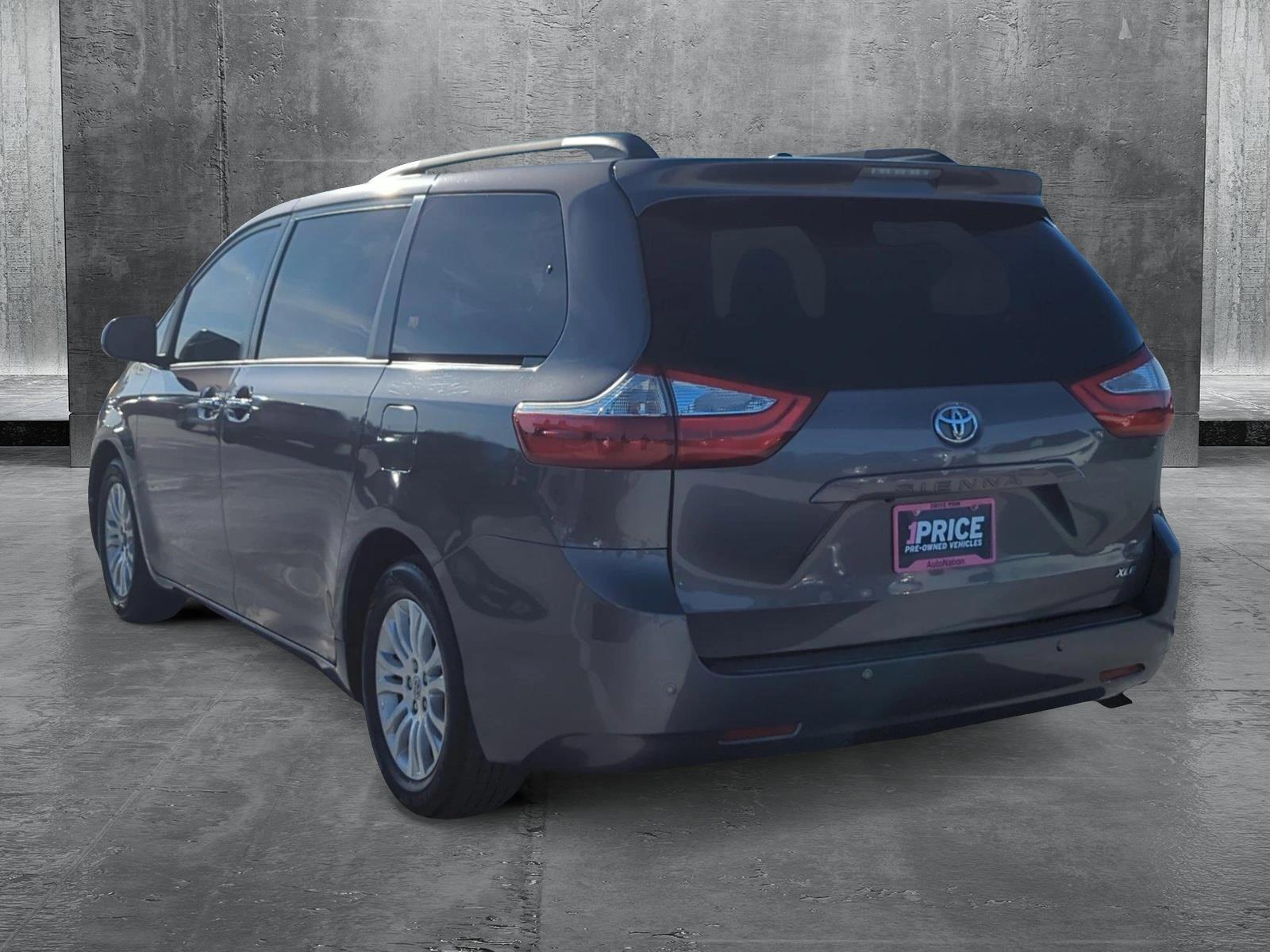 2015 Toyota Sienna Vehicle Photo in Ft. Myers, FL 33907