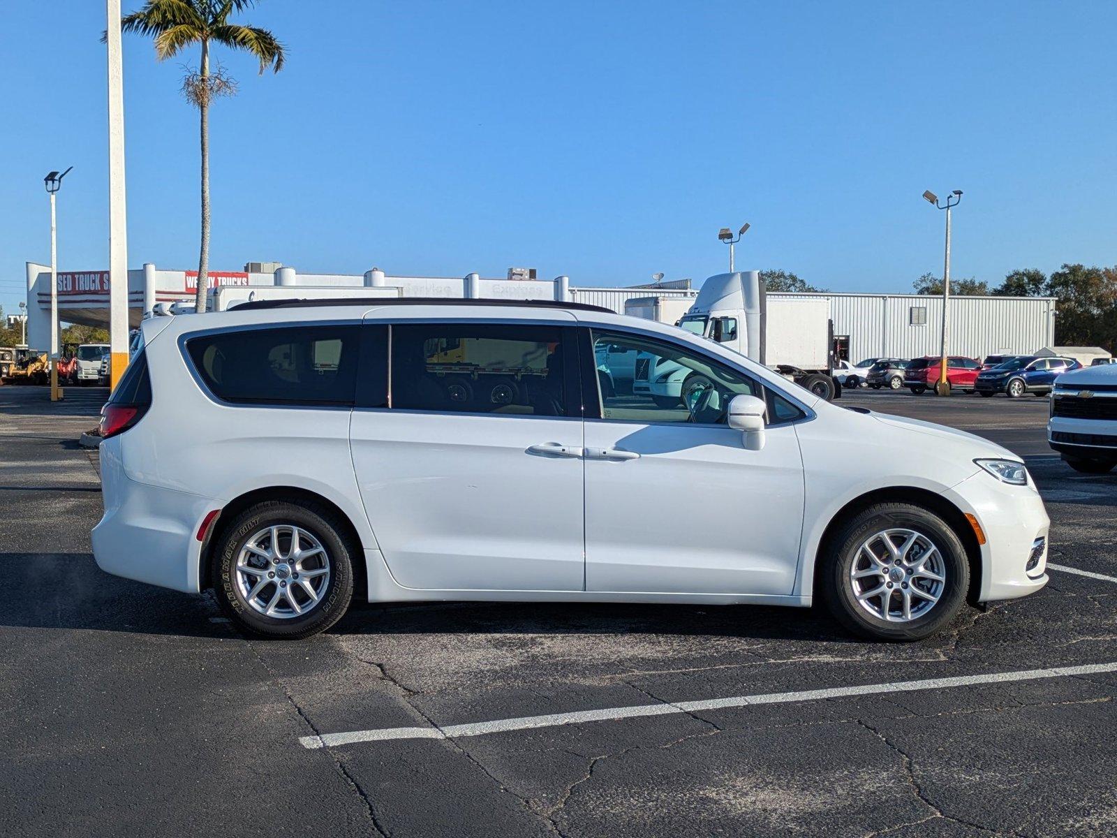 2022 Chrysler Pacifica Vehicle Photo in CLEARWATER, FL 33764-7163