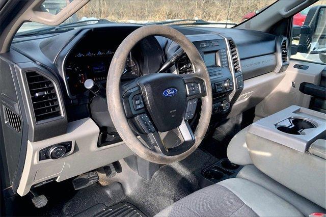 2018 Ford Super Duty F-250 SRW Vehicle Photo in KANSAS CITY, MO 64114-4502