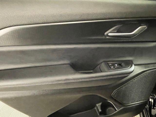 2023 Jeep Grand Cherokee L Vehicle Photo in PHOENIX, AZ 85014-3381