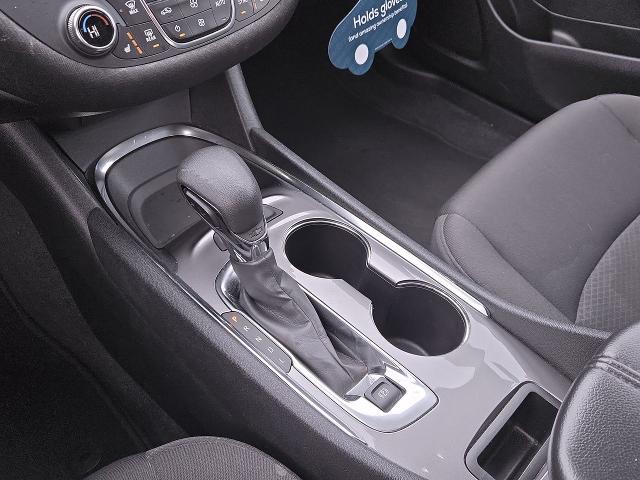 2022 Chevrolet Malibu Vehicle Photo in NEDERLAND, TX 77627-8017