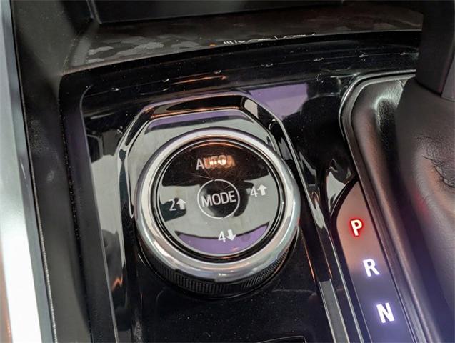2023 Chevrolet Colorado Vehicle Photo in ENGLEWOOD, CO 80113-6708