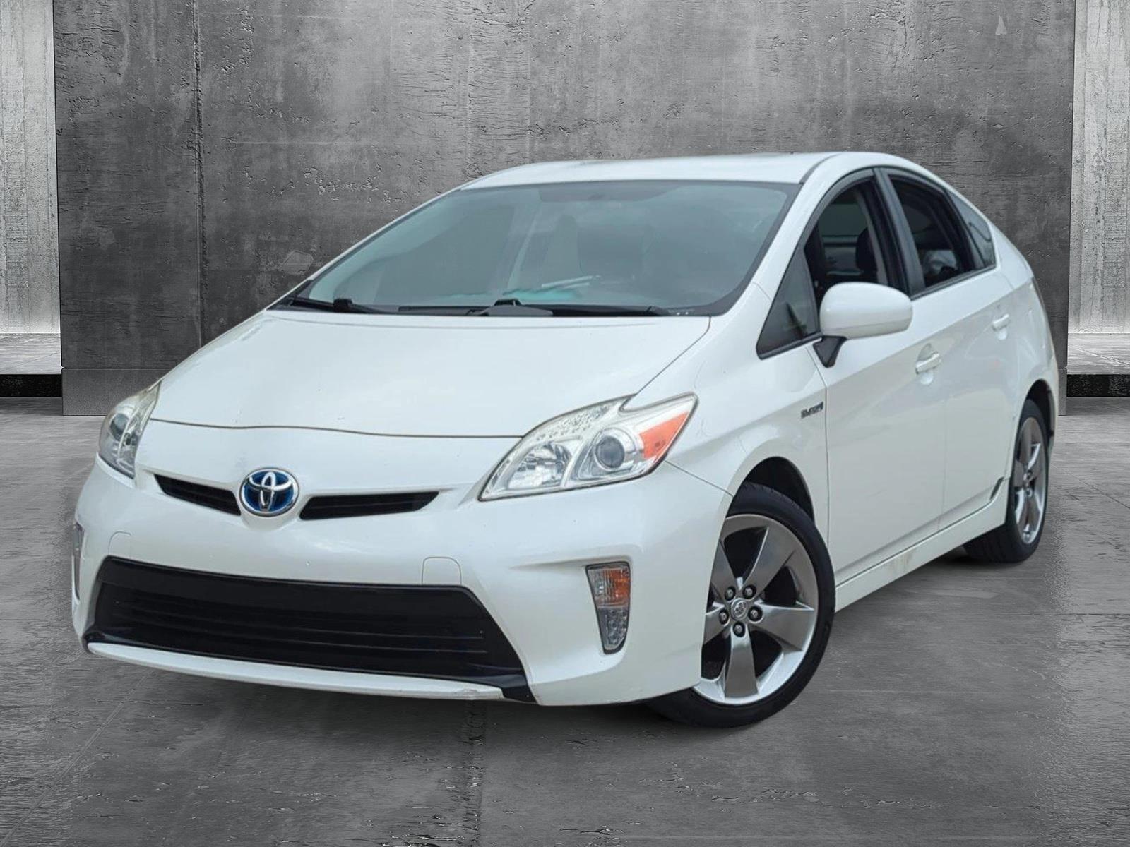 2013 Toyota Prius Vehicle Photo in Ft. Myers, FL 33907