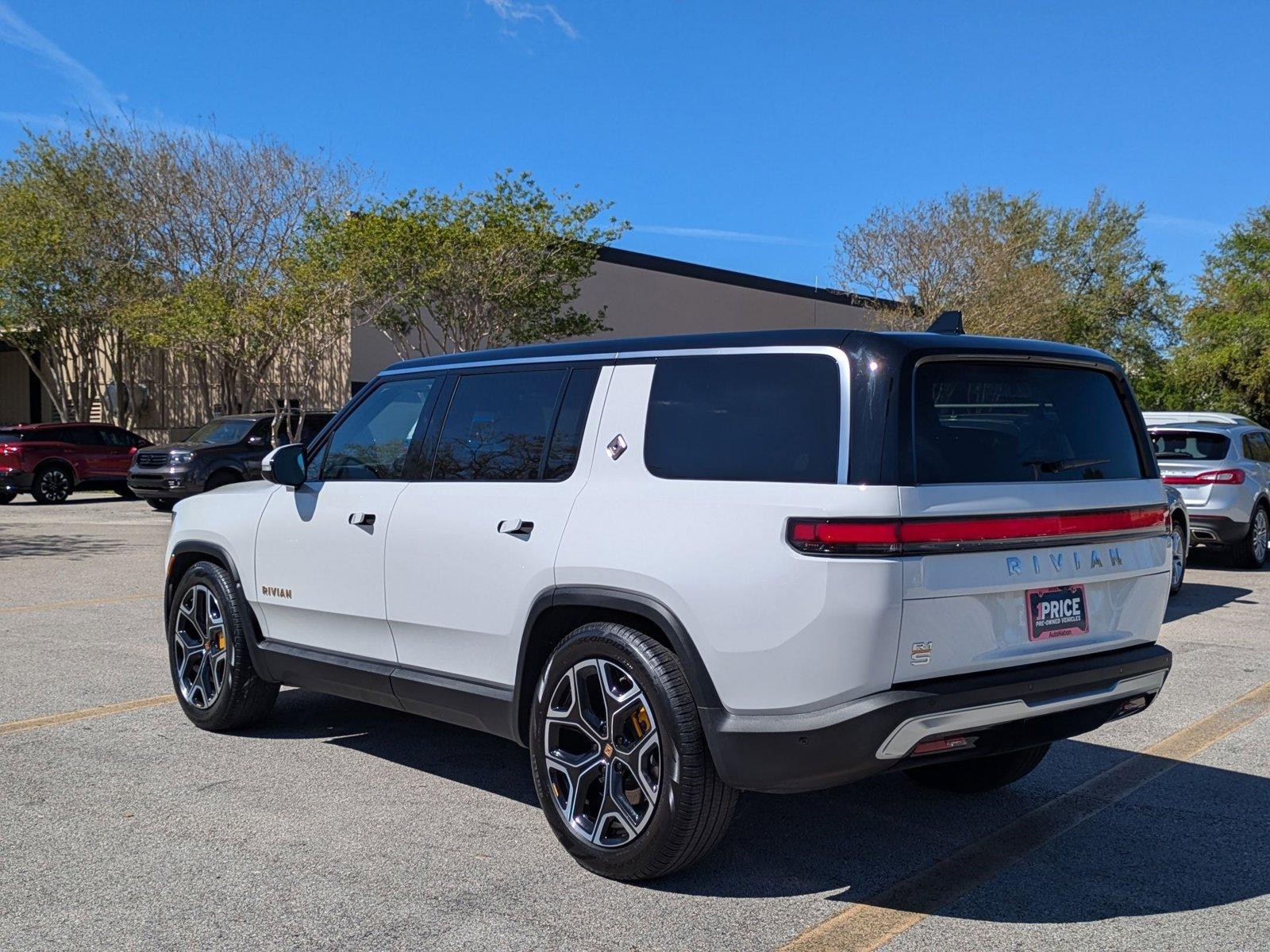 2023 Rivian R1S Vehicle Photo in Clearwater, FL 33765