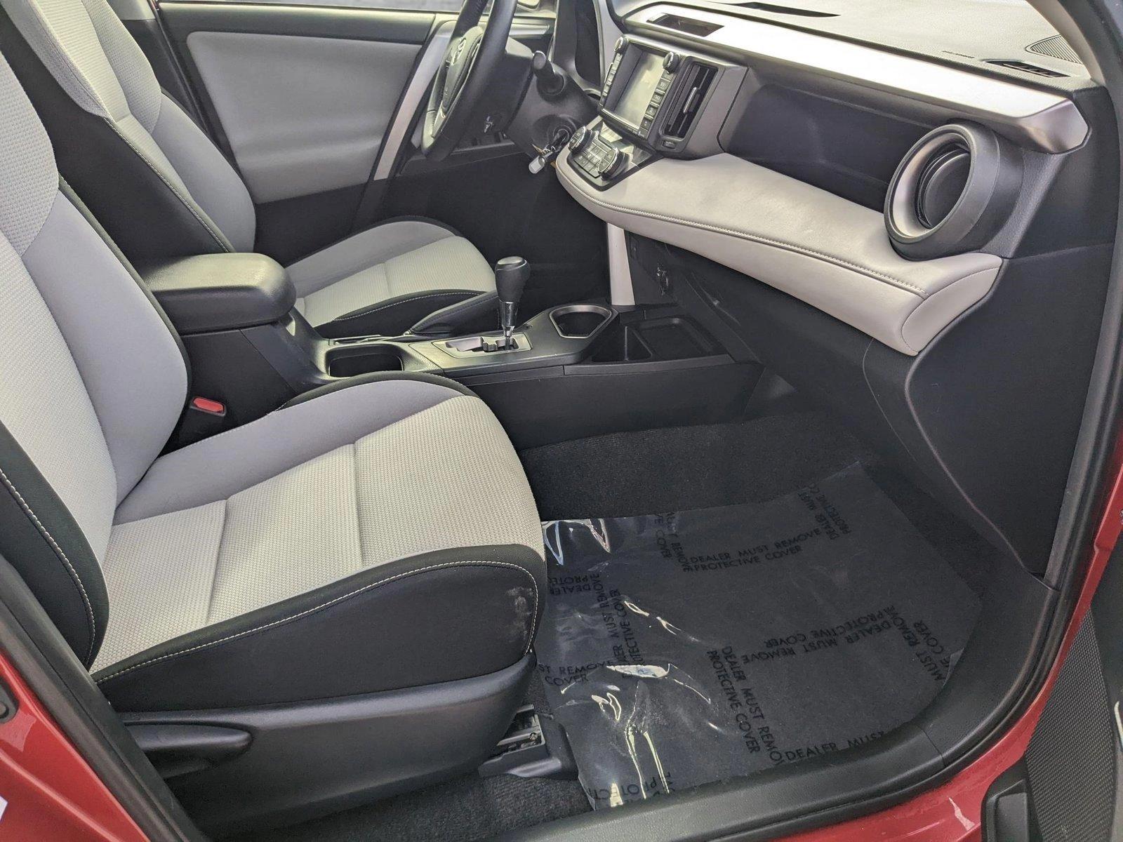 2017 Toyota RAV4 Vehicle Photo in Davie, FL 33331