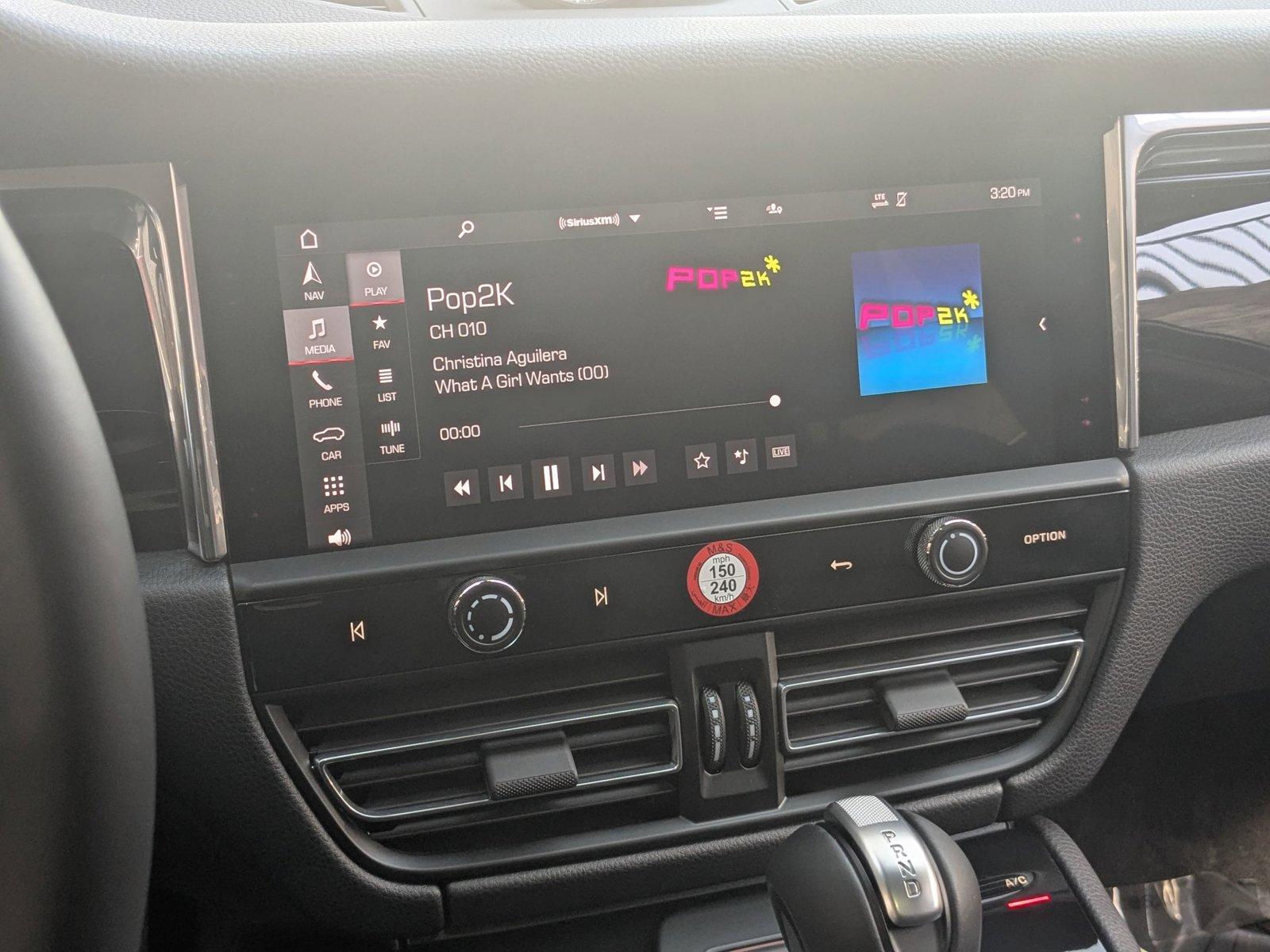 2025 Porsche Macan Vehicle Photo in Towson, MD 21204