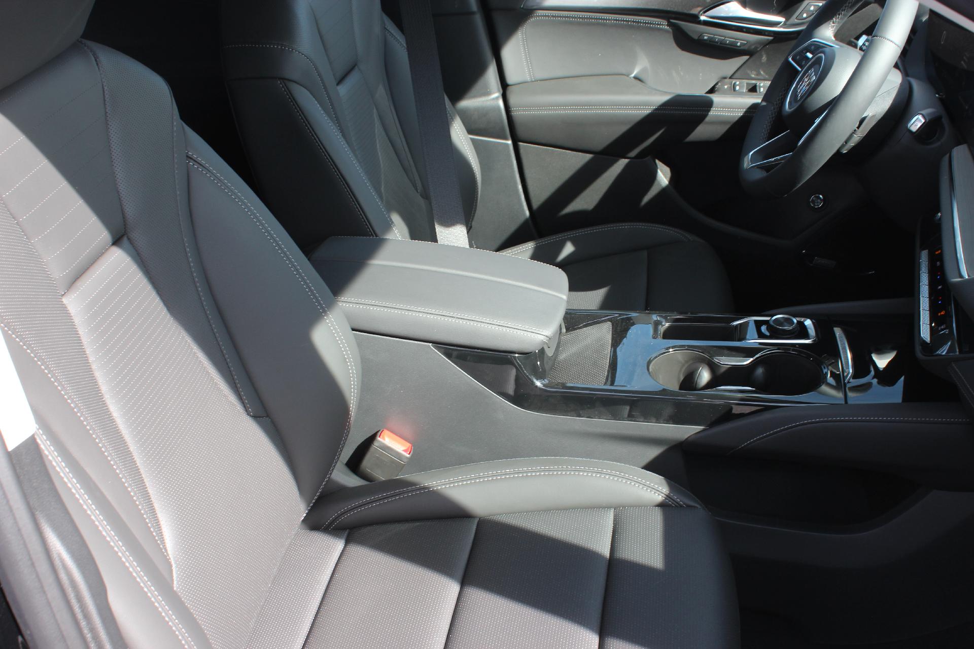 2025 Buick Envision Vehicle Photo in AURORA, CO 80012-4011