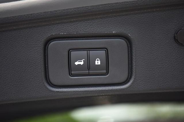 2025 Nissan Pathfinder Vehicle Photo in Ballwin, MO 63011