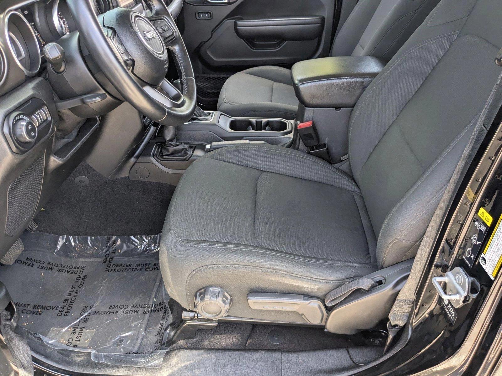 2021 Jeep Gladiator Vehicle Photo in Tampa, FL 33614