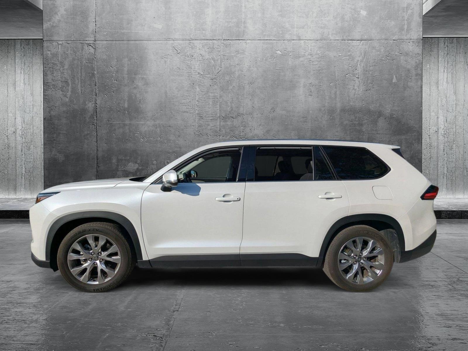 2024 Toyota Grand Highlander Vehicle Photo in Tampa, FL 33614