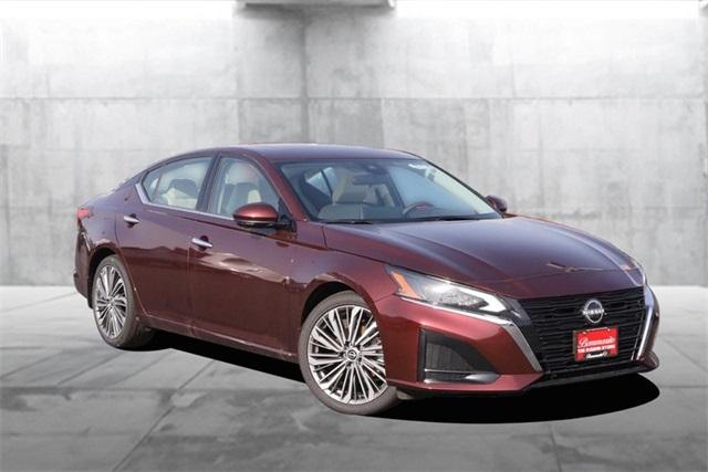 2025 Nissan Altima Vehicle Photo in Hazelwood, MO 63042