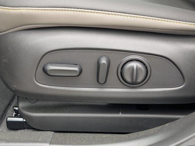 2025 Chevrolet Trax Vehicle Photo in BRUNSWICK, GA 31525-1881